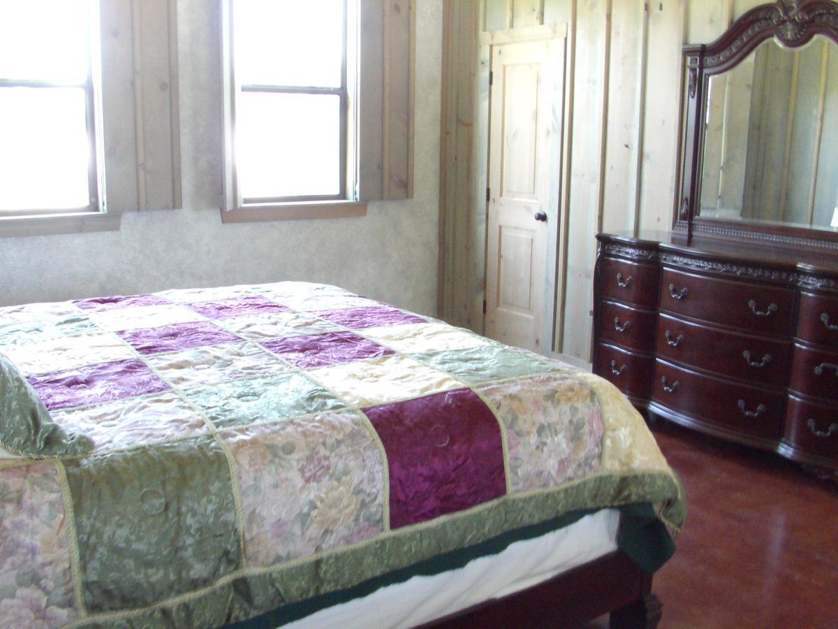 Breezy Hills Cottages - Hill Top Cottage Fredericksburg Bagian luar foto