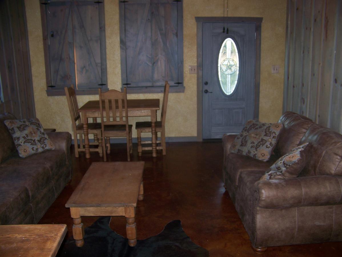 Breezy Hills Cottages - Hill Top Cottage Fredericksburg Bagian luar foto